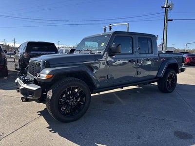 2025 Jeep Gladiator Nighthawk
