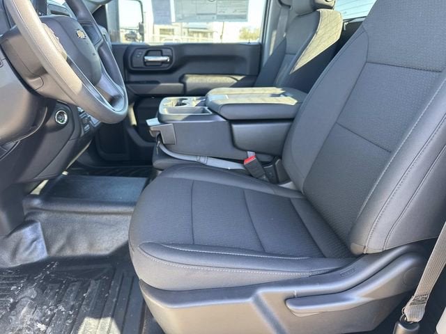 2026 Chevrolet Silverado 3500 HD WT DRW