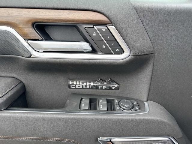 2025 Chevrolet Silverado 1500 High Country