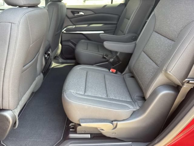 2027 Chevrolet Traverse LT - Photo 9
