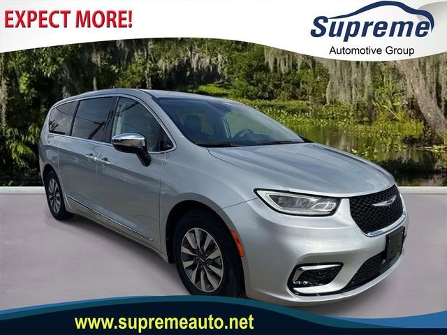 2023 Chrysler Pacifica Hybrid Limited