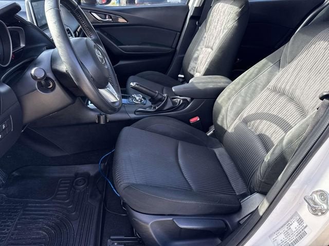 2015 Mazda Mazda3 i Touring