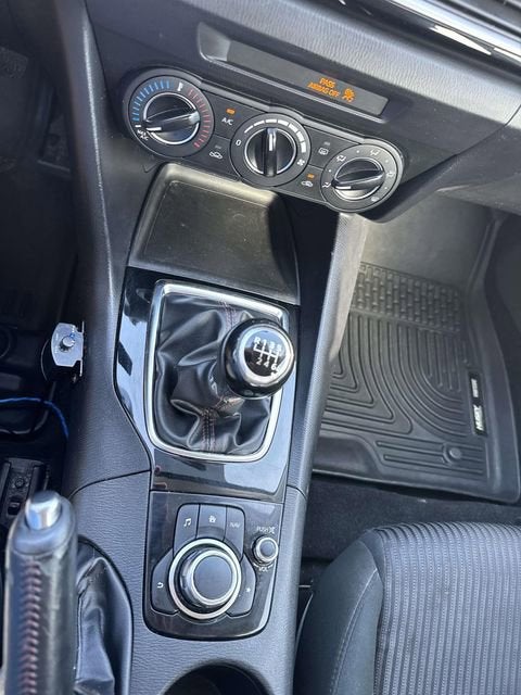 2015 Mazda Mazda3 i Touring