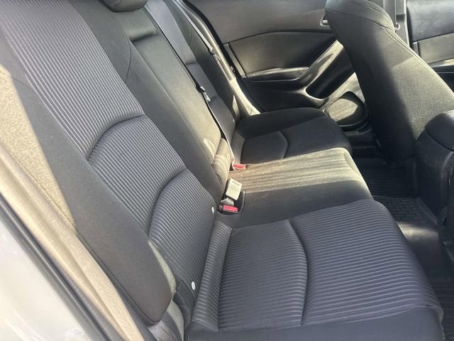 2015 Mazda Mazda3 i Touring