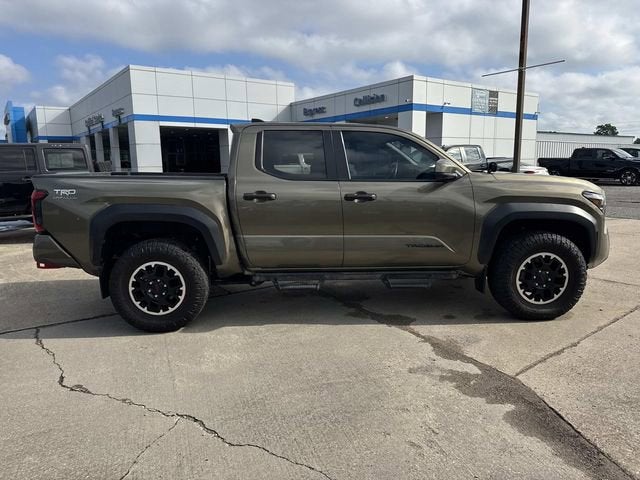 2024 Toyota Tacoma 4WD SR5