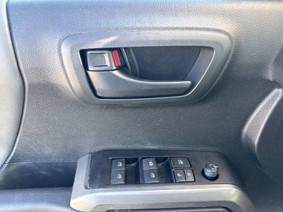 2022 Toyota Tacoma 4WD SR