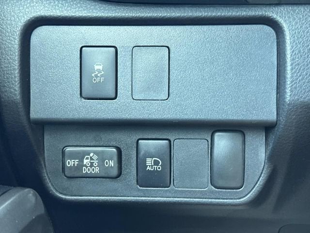 2022 Toyota Tacoma 4WD SR