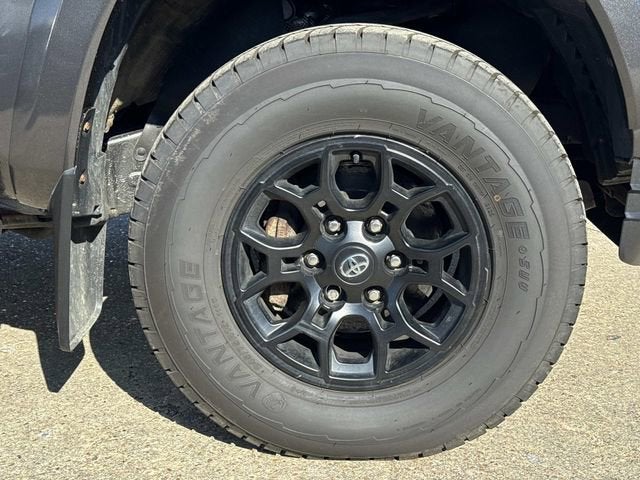 2022 Toyota Tacoma 4WD SR