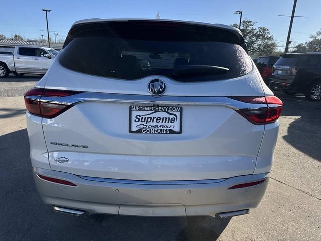 2020 Buick Enclave Essence