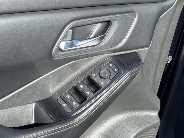 2025 Nissan Rogue SV Intelligent AWD