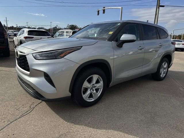 2023 Toyota Highlander L