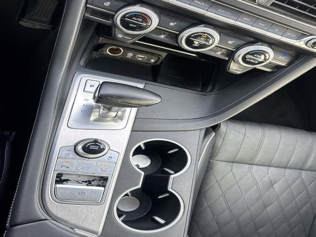 2021 Genesis G70 2.0T