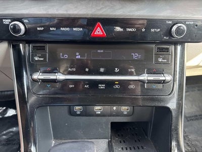 2022 Kia Carnival SX