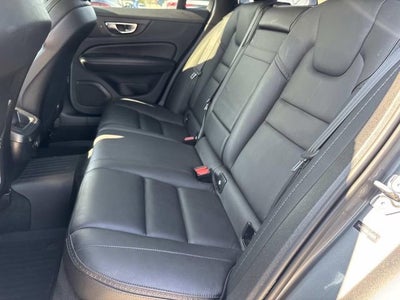 2020 Volvo V60 Cross Country NA