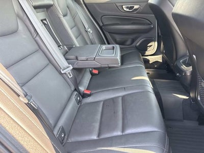 2020 Volvo V60 Cross Country NA